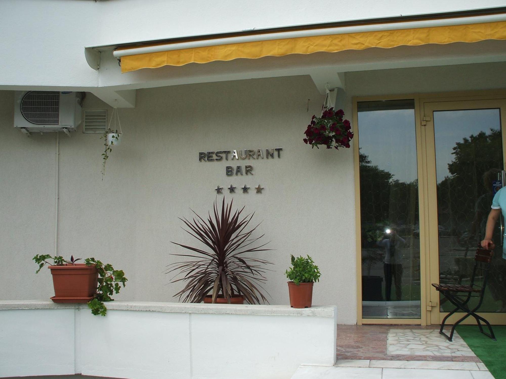 Hotel Condor มามายา ภายนอก รูปภาพ